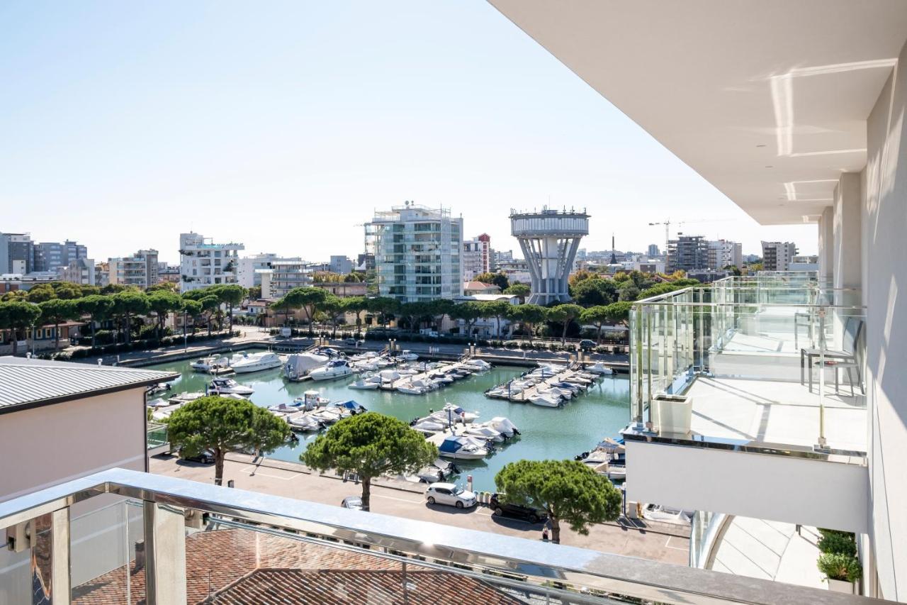 Hotel Mare Lignano Sabbiadoro Kültér fotó