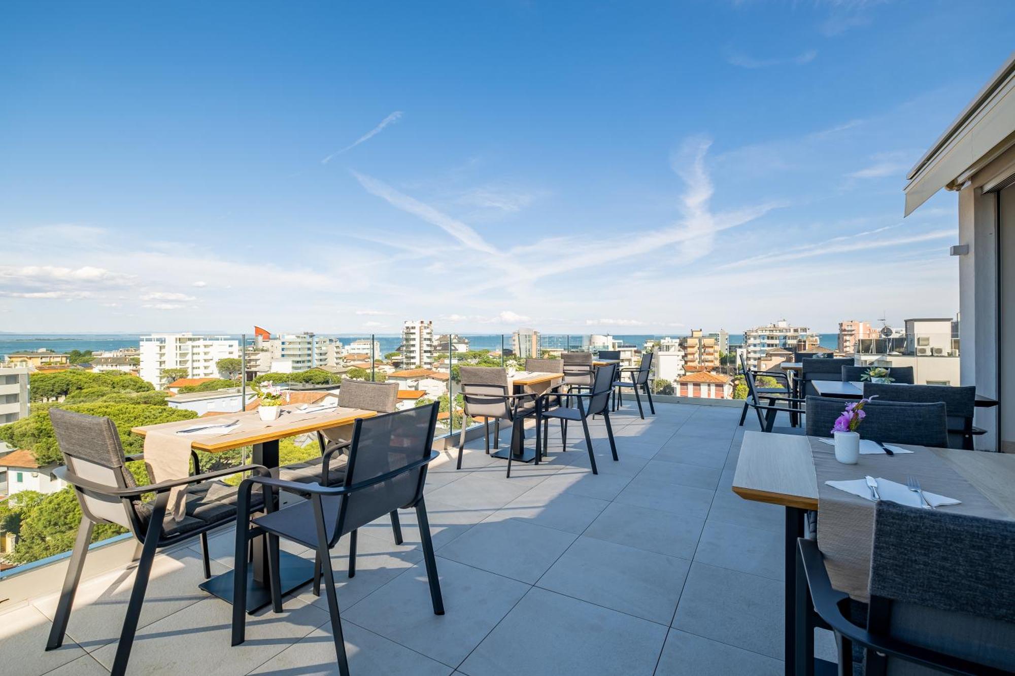 Hotel Mare Lignano Sabbiadoro Kültér fotó